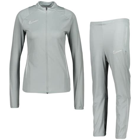 grijze nike trainingspak dames|lichtgrijs trainingspak.